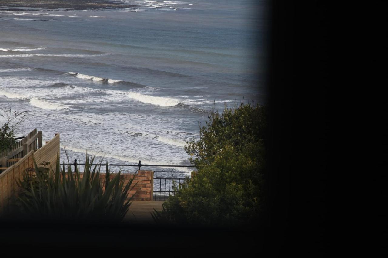 Waimea House Front The Sea Views Holiday home