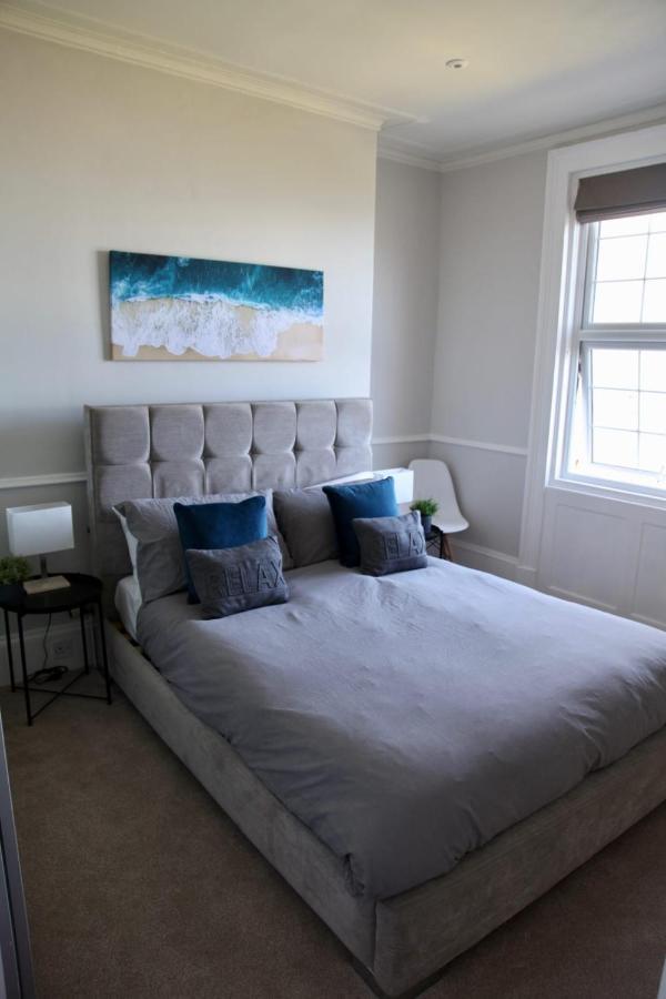 Waimea House Front The Sea Views Holiday home *